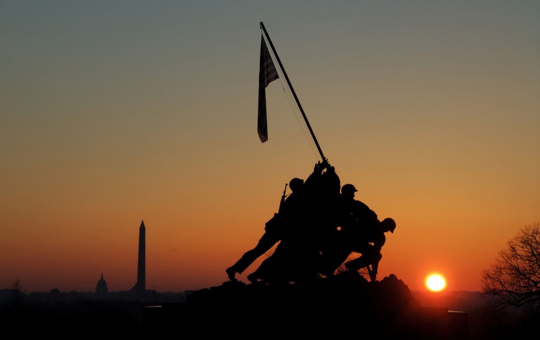 Joe Rosenthal And The Flag Raising On Iwo Jima The Pulitzer Prizes