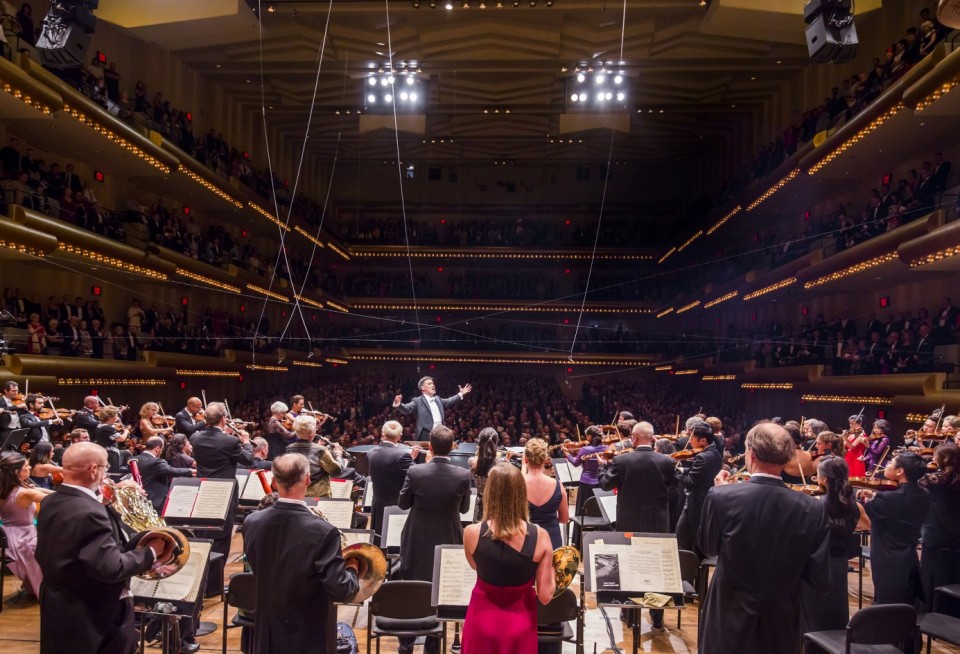 New York Philharmonic Biennial: Alan Gilbert Conducts Boulez, Stucky ...